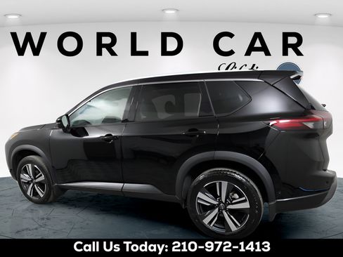 Used 2024 Nissan Rogue SL w/ SL Premium Package FWD image 9