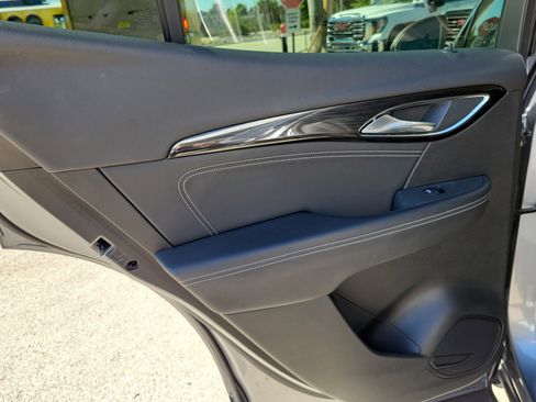 Used 2022 Buick Envision Preferred image 25