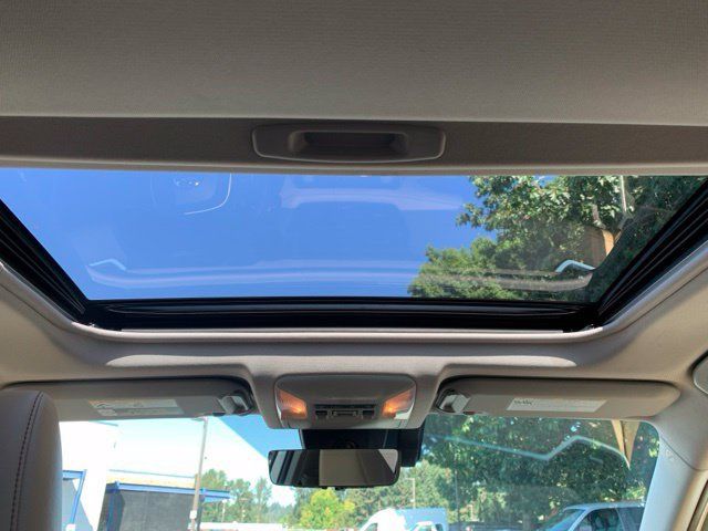 Used 2020 Toyota RAV4 Limited AWD/4WD image 11