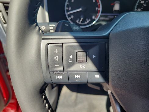 Certified 2026 Nissan Rogue SV FWD image 19