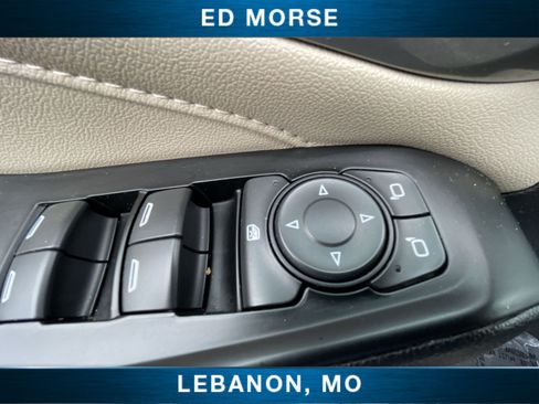 Certified 2023 Chevrolet Traverse LS FWD image 21
