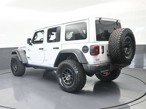 Used 2022 Jeep Wrangler Unlimited Rubicon w/ Xtreme Recon 35" Tire Package AWD/4WD image 4