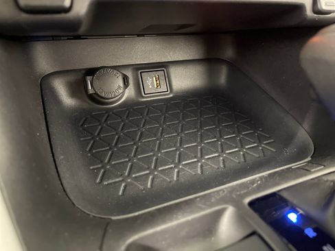 Certified 2025 Toyota RAV4 LE FWD image 30