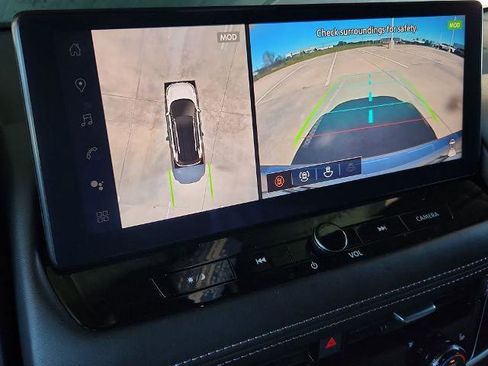 Certified 2024 Nissan Rogue SL w/ SL Premium Package image 22