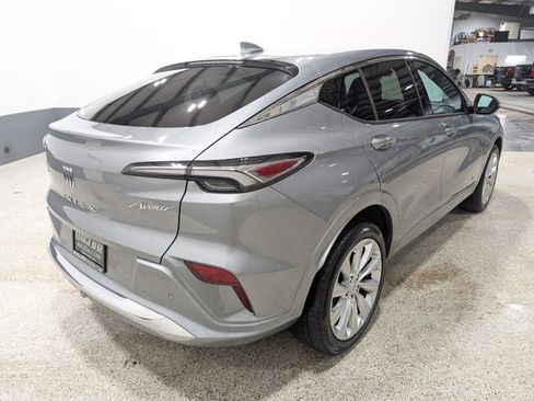 Used 2024 Buick Envista Avenir image 3