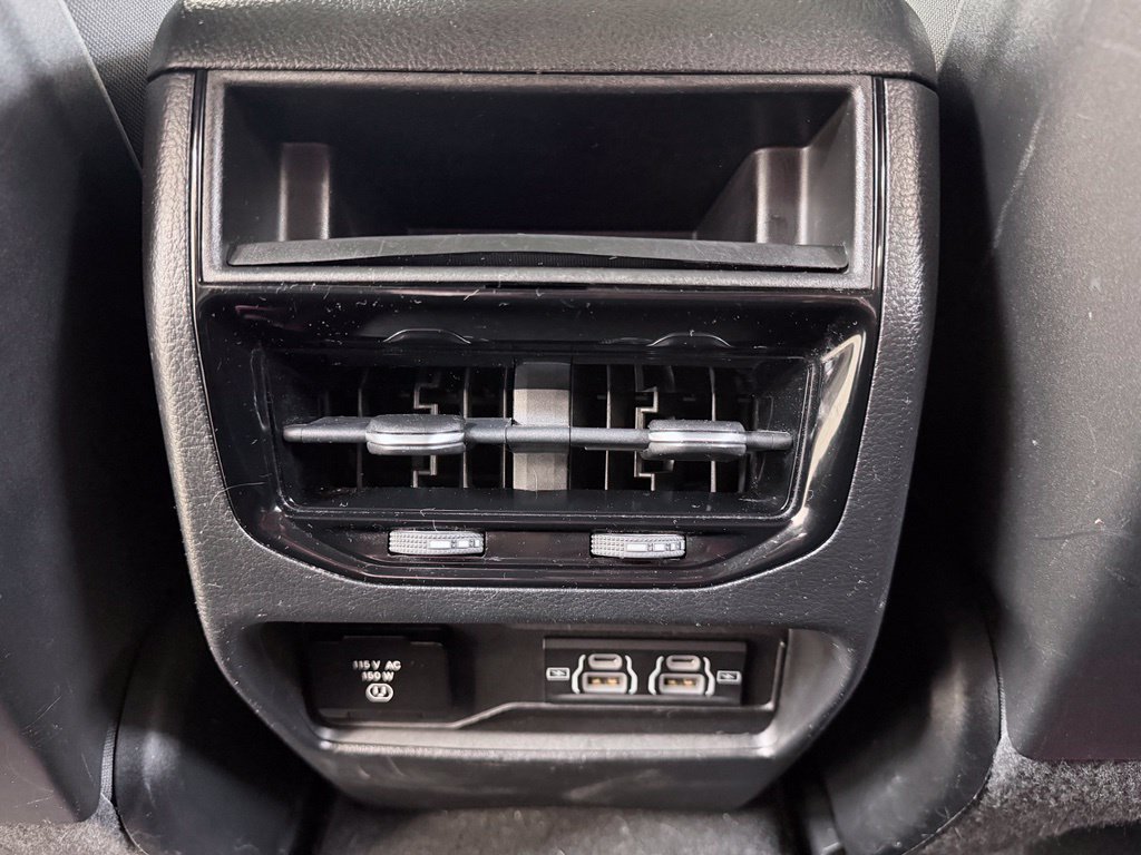 Used 2022 Jeep Grand Cherokee Altitude AWD/4WD image 24