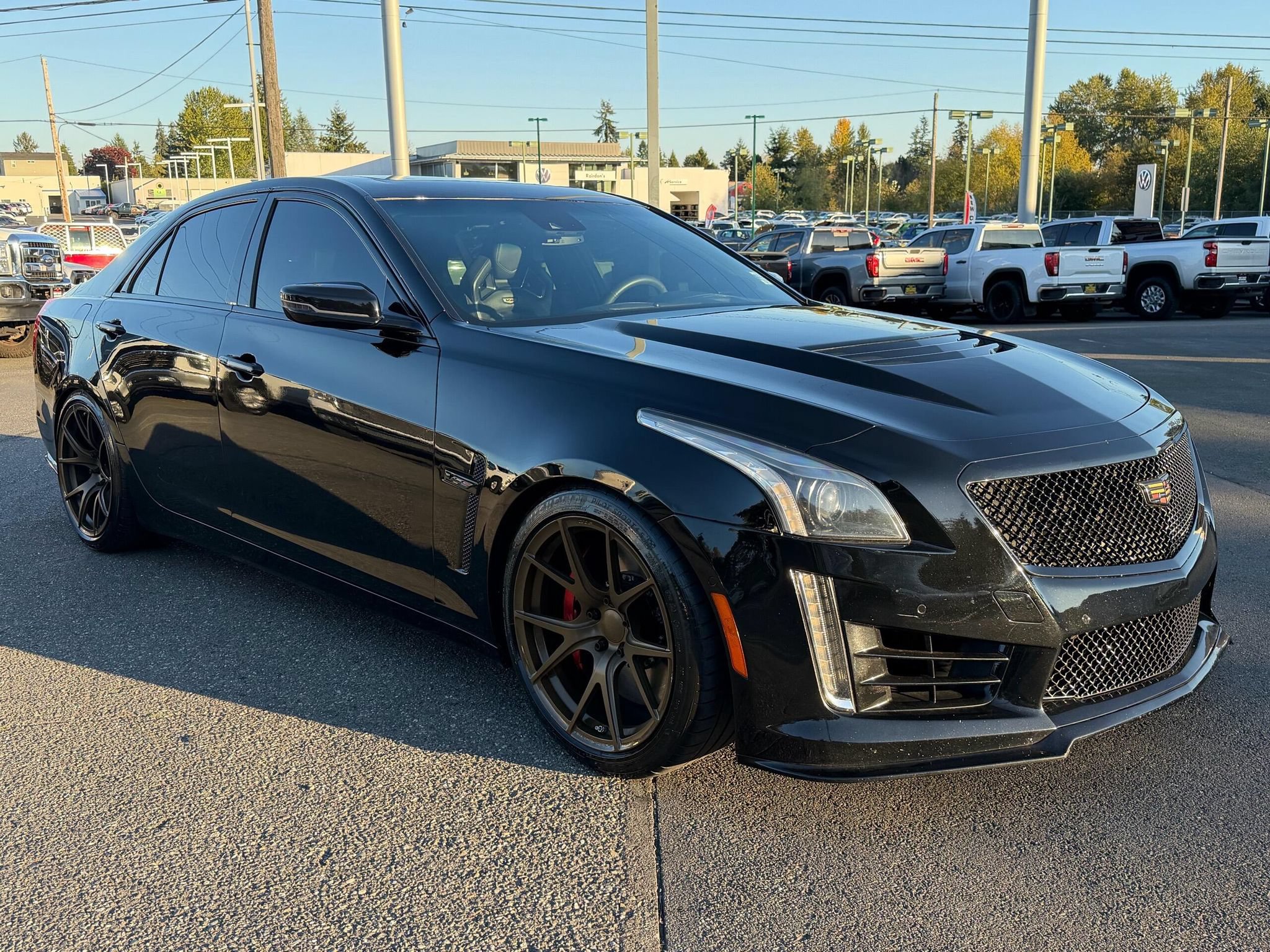 Used 2016 Cadillac CTS V w/ Luxury Package RWD image 18
