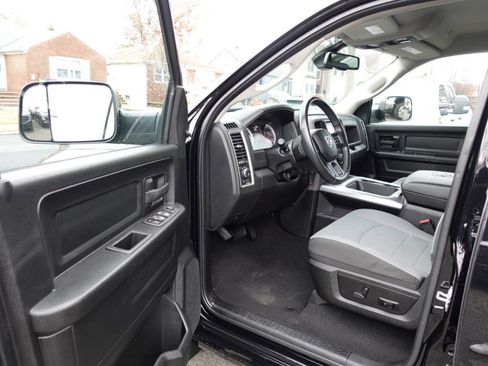 Used 2023 RAM 1500 Express w/ Wheel & Sound Group image 11