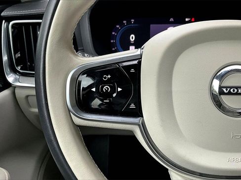 Used 2024 Volvo S60 T8 Ultimate w/ Climate Package image 11