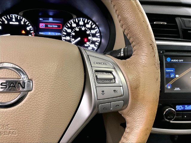Used 2016 Nissan Altima 2.5 SL w/ 2.5 Technology Package FWD image 18