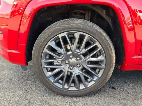 Used 2022 Jeep Compass Limited w/ (RED) Package AWD/4WD image 8