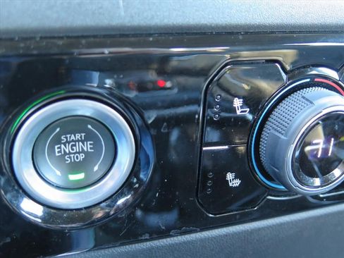 Used 2023 Chevrolet Silverado 1500 LT Trail Boss w/ Protection Package image 14