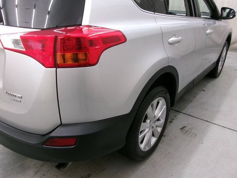 Used 2013 Toyota RAV4 Limited AWD/4WD image 9