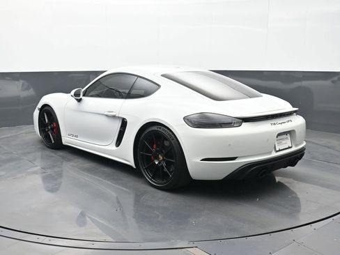 Certified 2024 Porsche 718 Cayman GTS RWD image 3