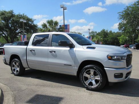 New 2026 RAM 1500 Express RWD image 2