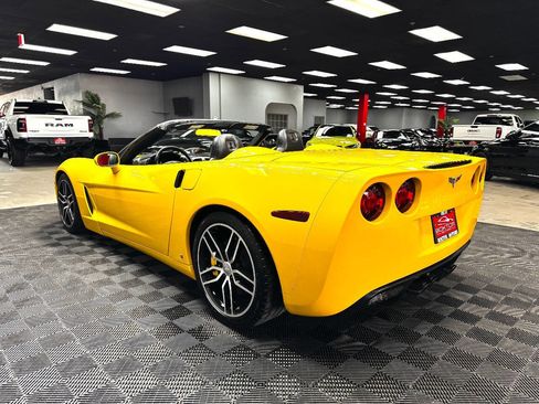 Used 2007 Chevrolet Corvette Convertible w/ Preferred Equipment Group image 15