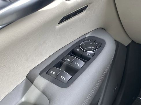 New 2025 Cadillac XT5 Premium Luxury FWD image 23