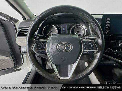 Used 2021 Toyota Camry LE FWD image 11