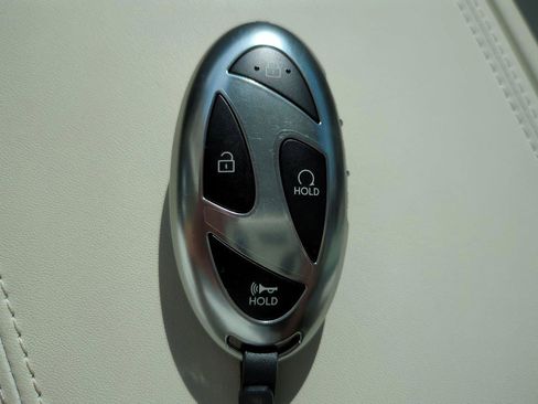Certified 2025 Hyundai Santa Fe Calligraphy FWD image 27
