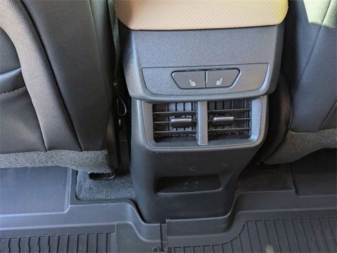 New 2026 Chevrolet Equinox ACTIV w/ Convenience Package III image 28