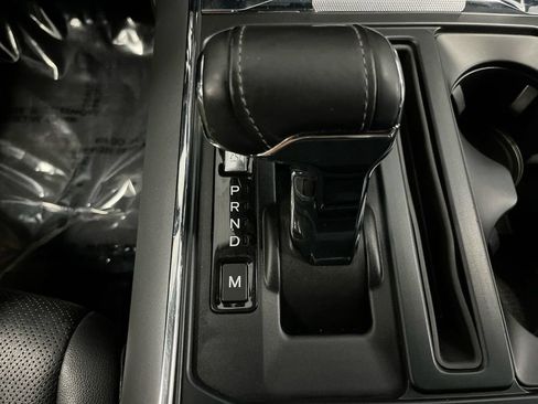 Used 2021 Ford F150 Lariat w/ Equipment Group 502A High AWD/4WD image 21