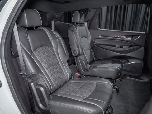 Used 2023 Buick Enclave Avenir w/ Avenir Technology Package image 13