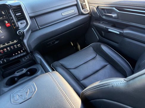 Used 2021 RAM 1500 Laramie AWD/4WD image 17