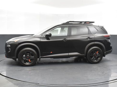 New 2026 Nissan Rogue SV image 3