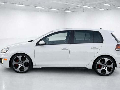 Used 2011 Volkswagen GTI 4-Door image 9