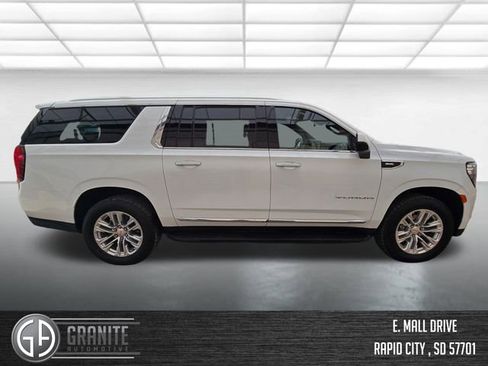 Used 2024 GMC Yukon XL SLT image 6