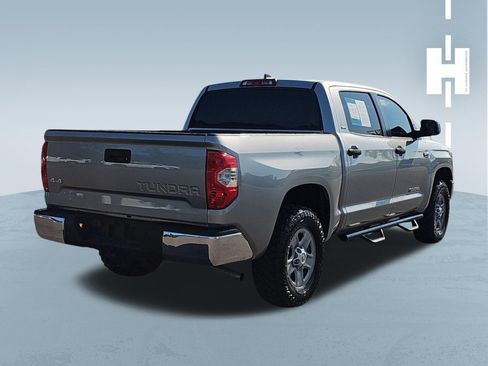 Used 2020 Toyota Tundra SR5 w/ SR5 Leather Package AWD/4WD image 4