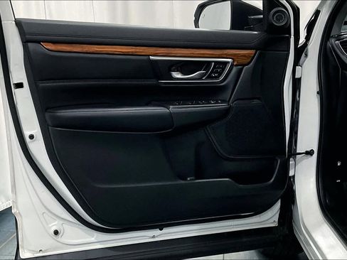 Used 2021 Honda CR-V Touring image 9