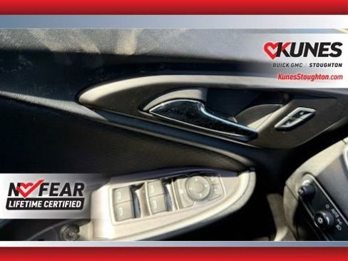 Used 2024 Chevrolet Malibu LT FWD image 30