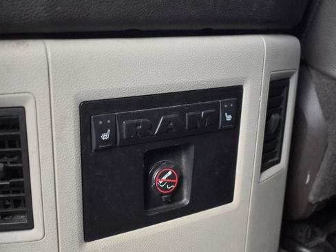 Used 2015 RAM 1500 Laramie Longhorn w/ Convenience Group image 28