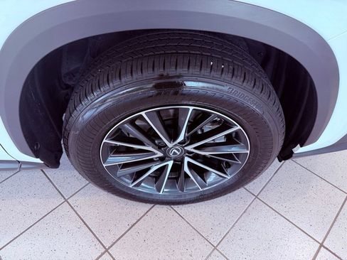 Used 2024 Lexus NX 250 FWD image 16