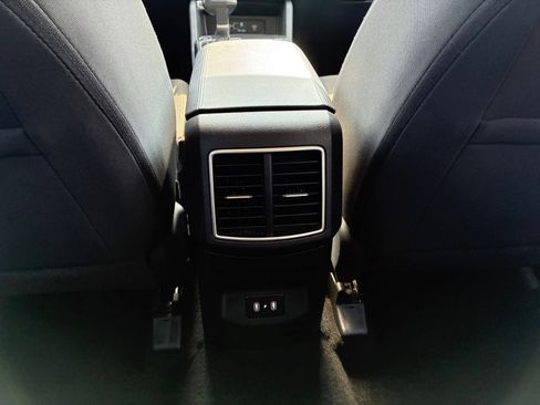 Used 2026 Kia Sportage LX FWD image 18