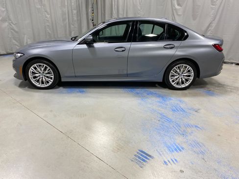 Used 2023 BMW 330i xDrive Sedan w/ Premium Package image 5
