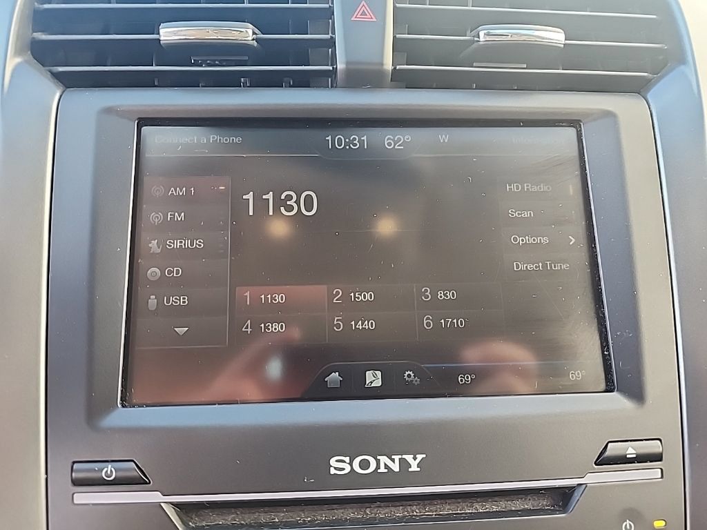 Used 2014 Ford Fusion Titanium FWD image 17