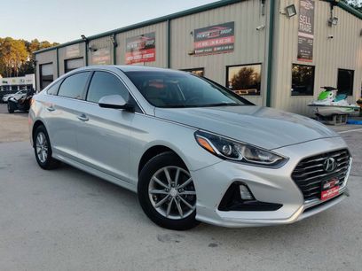 Used 2019 Hyundai Sonata SE w/ Cargo Package