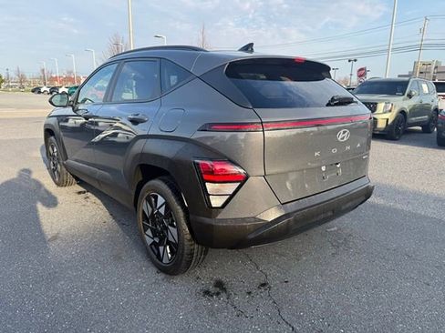 Used 2024 Hyundai Kona SEL image 9