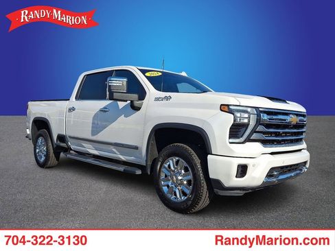 Used 2024 Chevrolet Silverado 2500 High Country w/ High Country Premium Package image 1