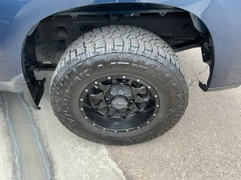 Used 2021 Chevrolet Silverado 1500 LT RWD image 9