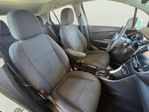 Used 2014 Chevrolet Traverse LS FWD image 38