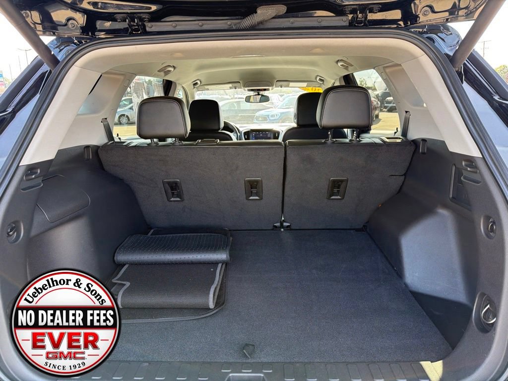 Used 2024 GMC Terrain SLT AWD/4WD image 9