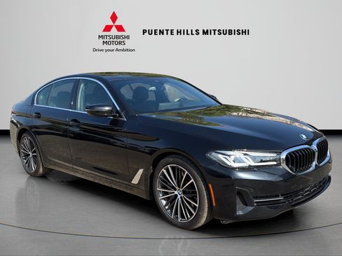 Used 2022 BMW 530i RWD image 3