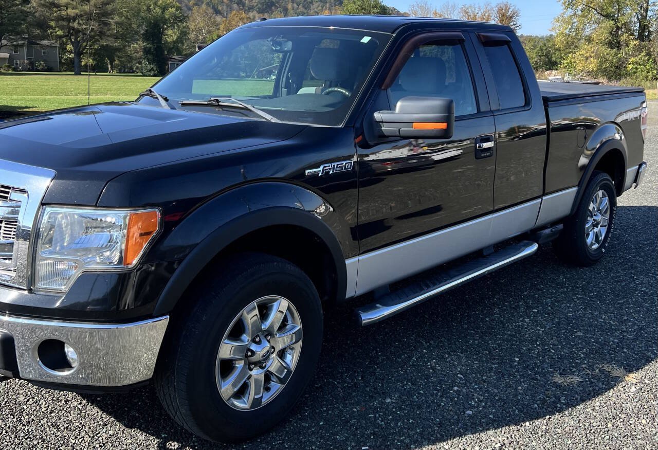 Used 2013 Ford F150 XLT w/ Luxury Equipment Group AWD/4WD image 1