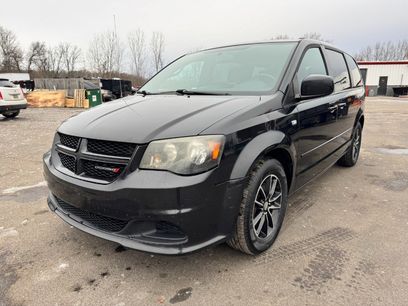 Used 2014 Dodge Grand Caravan SE