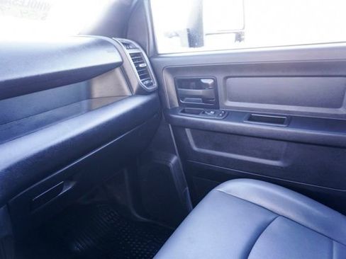 Used 2024 RAM 3500 Tradesman w/ Chrome Appearance Group image 23