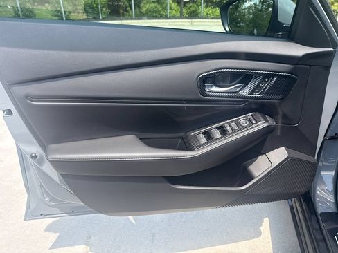 Used 2025 Honda Accord Touring image 13