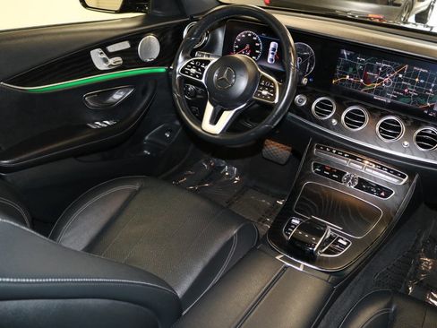 Used 2020 Mercedes-Benz E 350 Sedan image 14